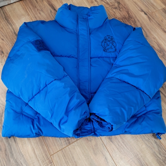 Disney Exclusive Woman's Stitch Puffer Coat - Picture 4 of 9